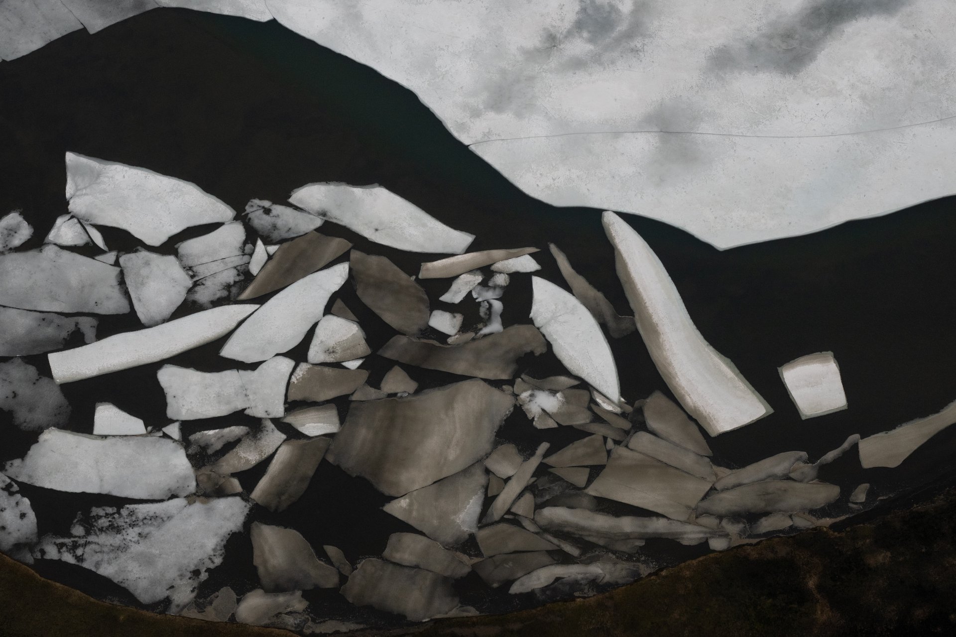 Helicopter tour highlands vast wilderness aerial Iceland