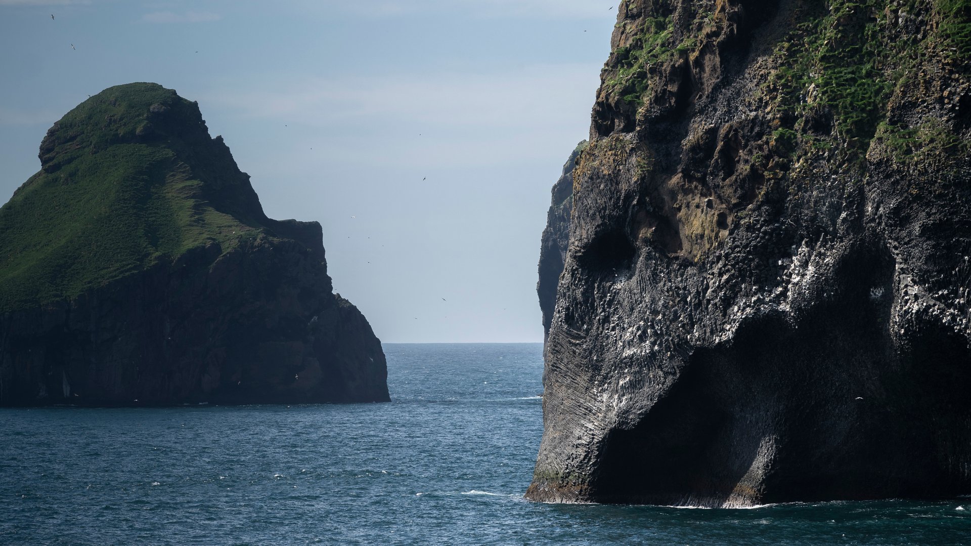 4-day private Iceland tour for two couples in June, sunny southwest coast