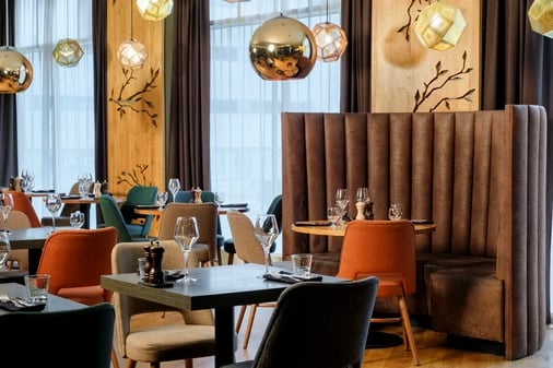 Fosshotel Reykjavík rooms and breakfast restaurant