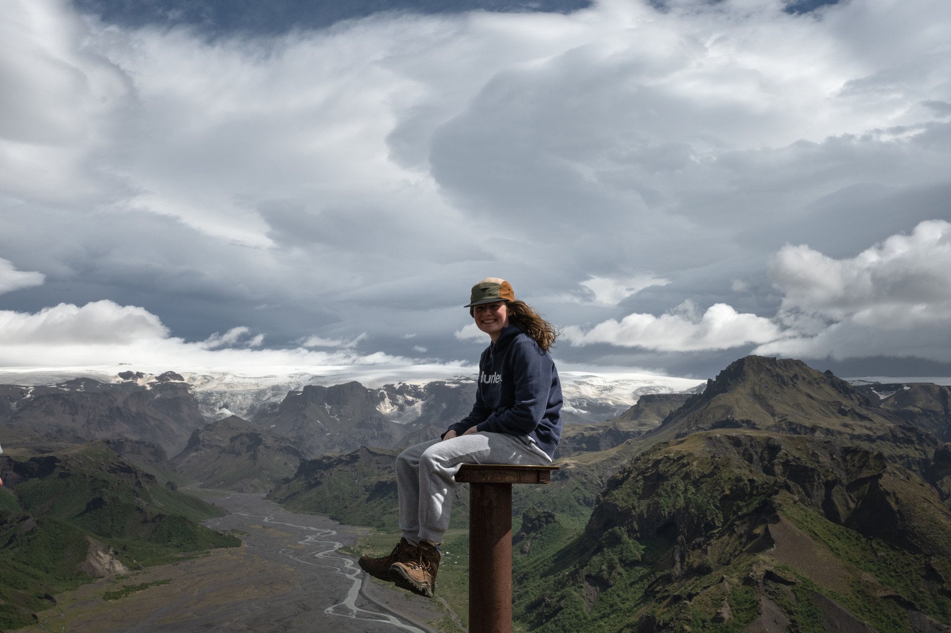 Jennifer at Valahnúkur summit triumphant youth Þórsmörk