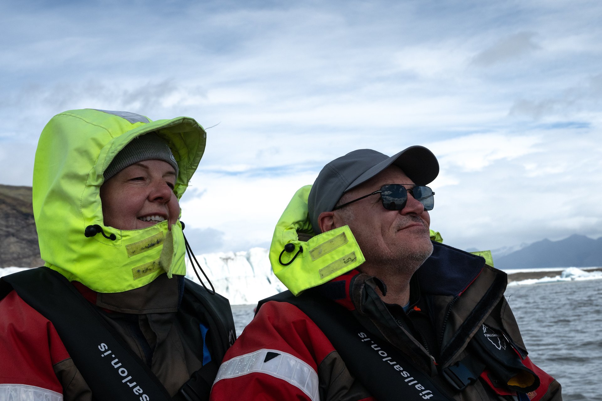 Zodiac boat tour Fjallsárlón icebergs glacier edge