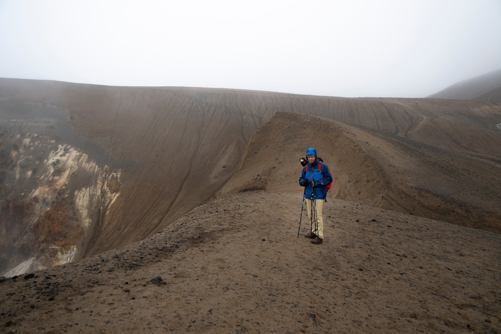 Highland F-road river crossing Iceland 4x4