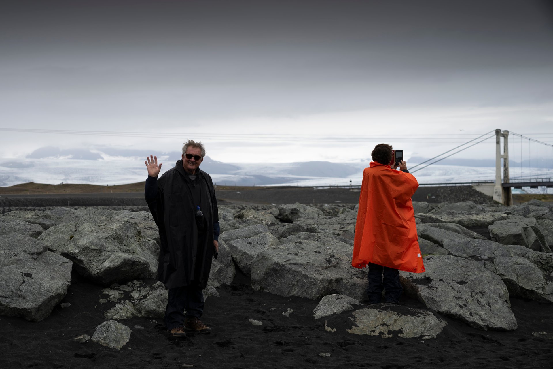 Voyageurs prenant des photos