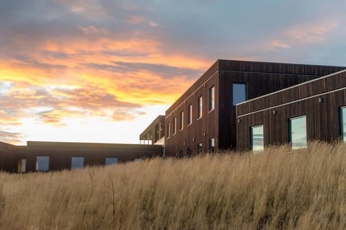 Hotel Laxá riverside location