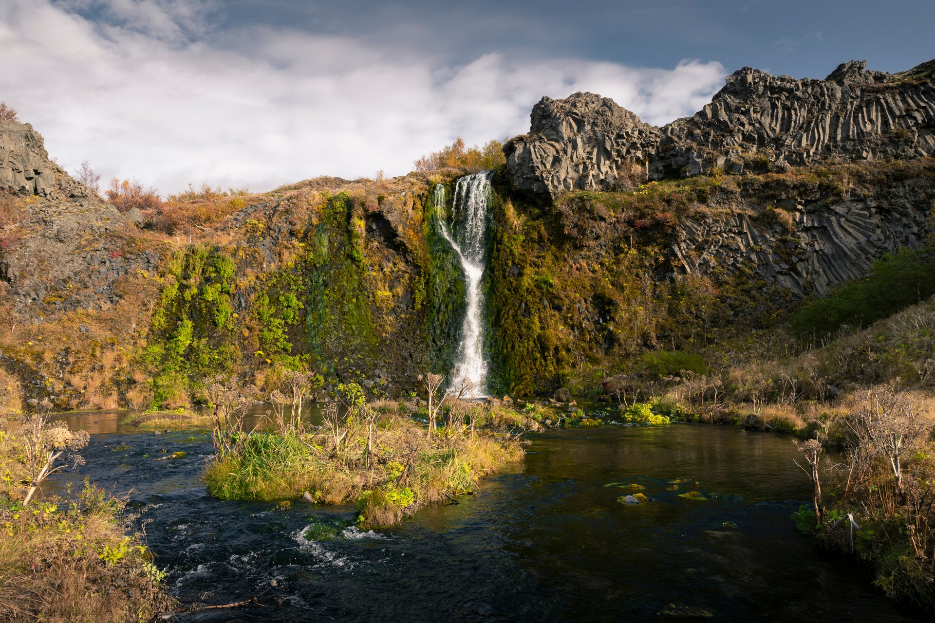 Stream flowing through the magical Gjáin valley