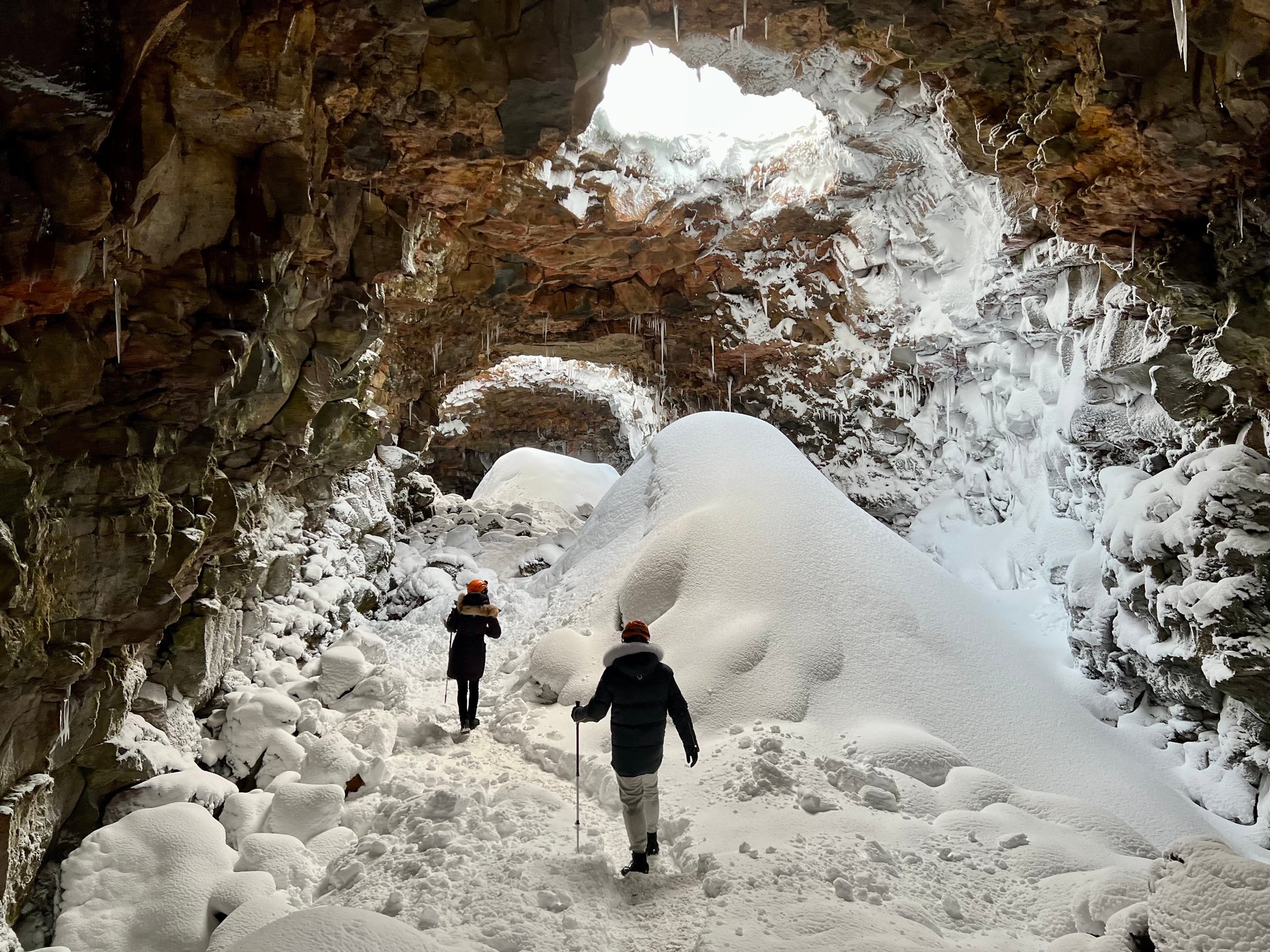 Visite guidée explorant Le Tunnel de Lave près de Reykjavík