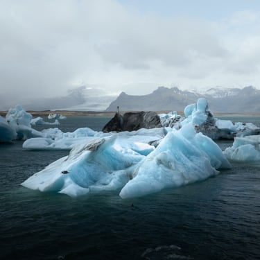 Diamond Beach ice gems on black sand