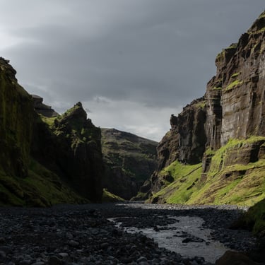 Volcanic formations and pseudo-craters at Laki