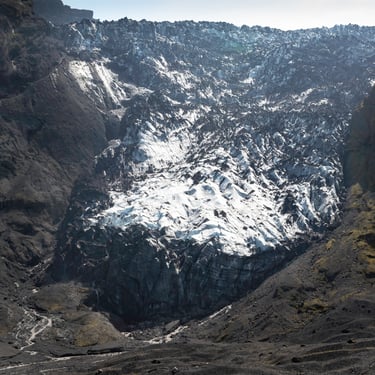Öfærufoss waterfall in Eldgjá canyon